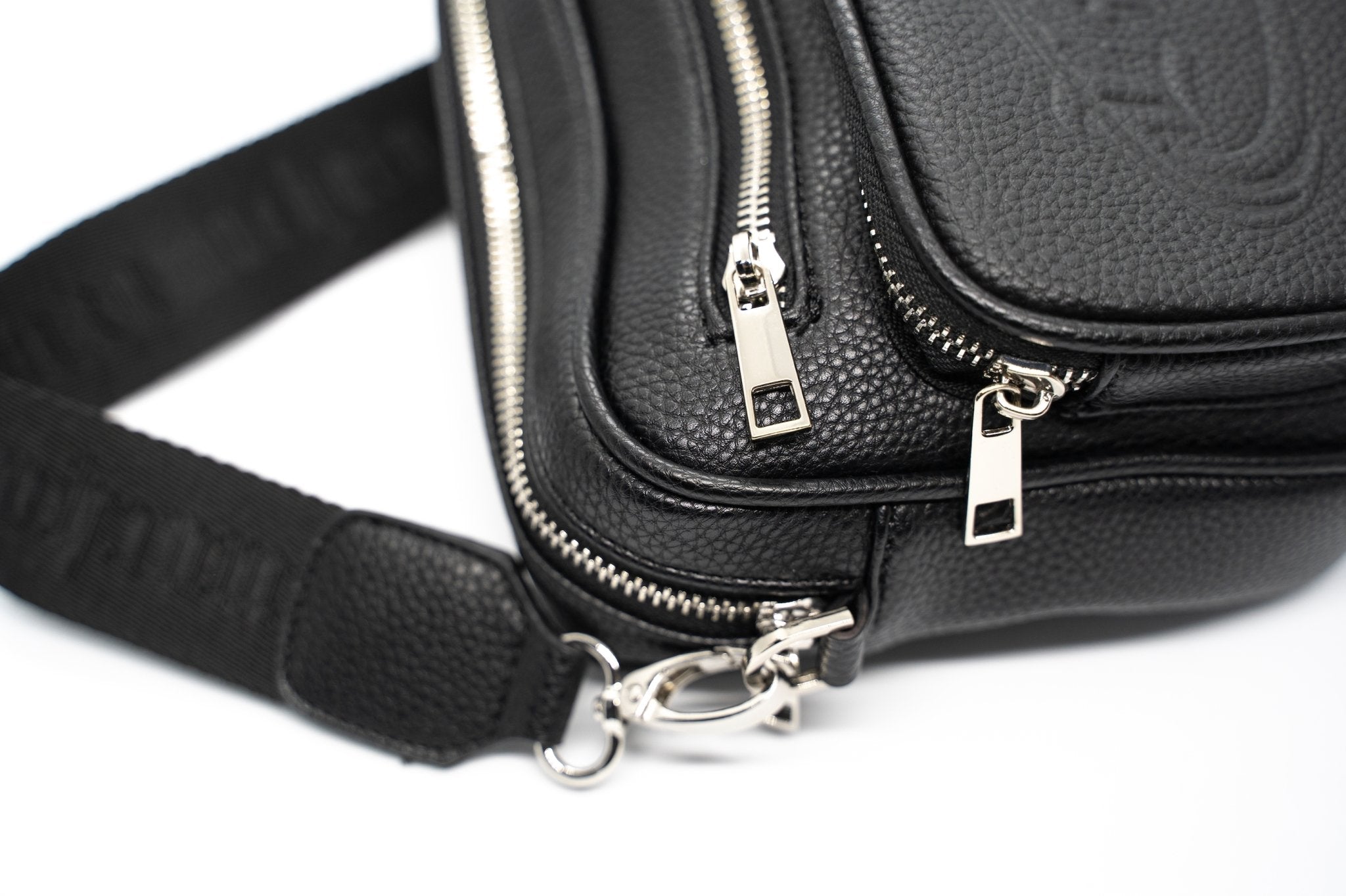 SS23 Side Bag Black - PRE-ORDER OPEN UNTIL 05/08 - lukamachain